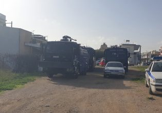 Ζεφύρι: Δρακόντεια αστυνομική επιχείρηση με ΟΠΚΕ, ΜΑΤ, ελικόπτερα και πυροσβεστικά