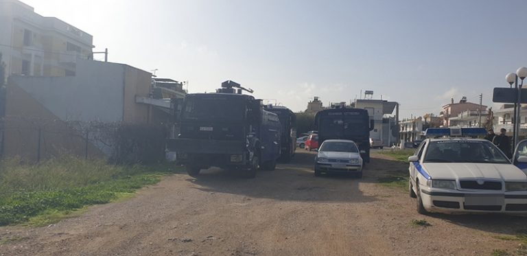 Large police dragnet operation in Zefyri near Athens