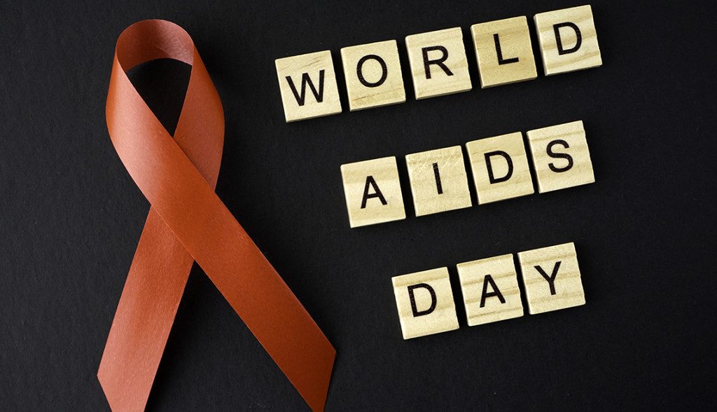 Παγκόσμια Ημέρα κατά του AIDS: Μειώθηκαν τα κρούσματα στην Ελλάδα – Δράσεις του ΕΟΔΥ στο κέντρο της Αθήνας