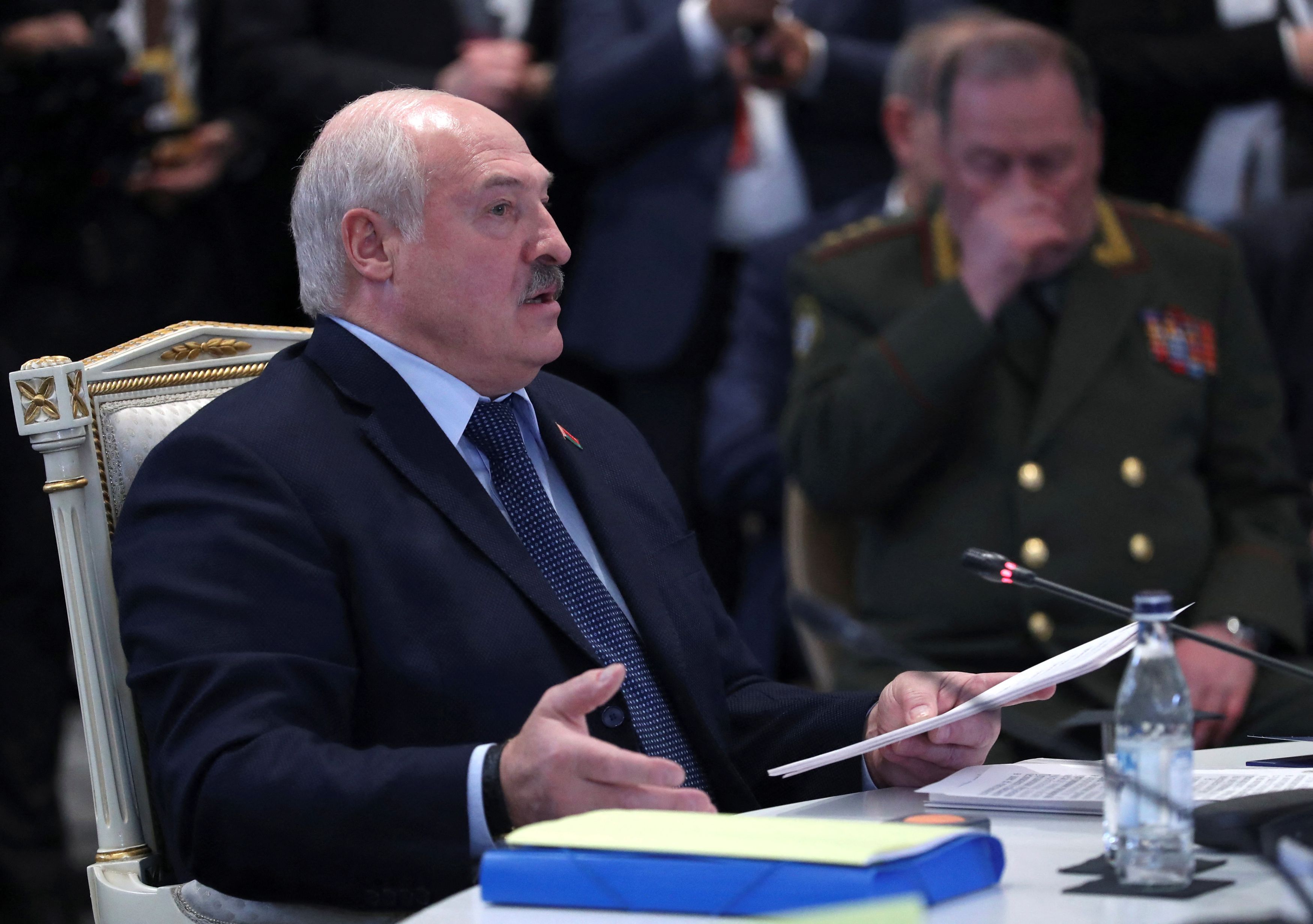 Λευκορωσία: Περιορίζει την πρόσβαση σε τμήματα περιφέρειας που συνορεύει με την Ουκρανία και τη Ρωσία
