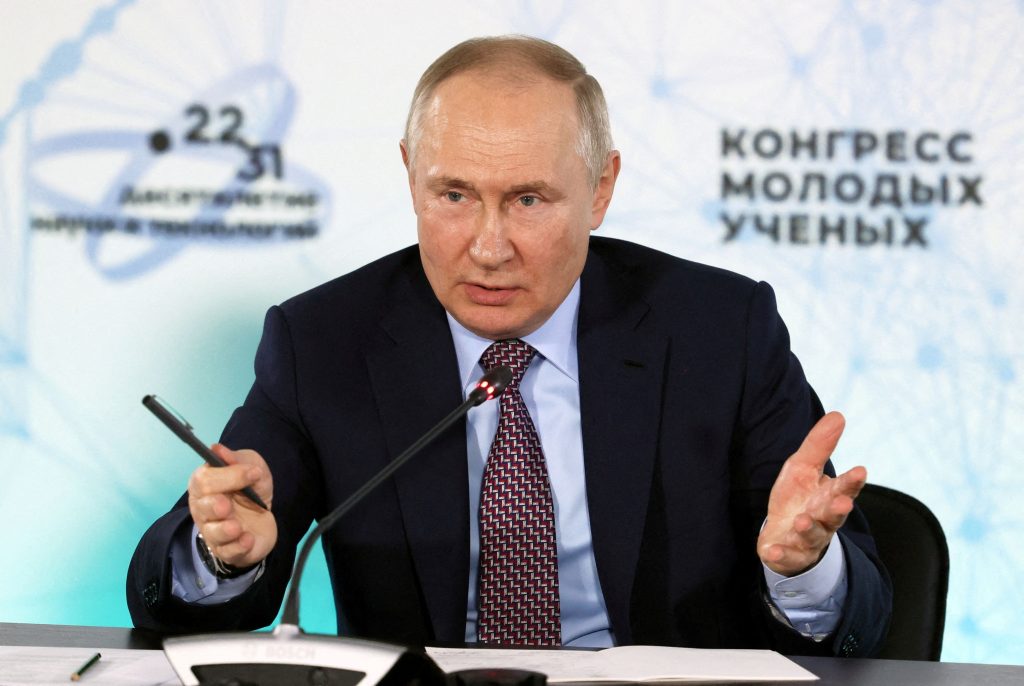 Ρωσία: Δεν κάνει πίσω ο Πούτιν – Η Μόσχα δεν θα εξάγει πετρέλαιο που υπόκειται στο δυτικό πλαφόν τιμής