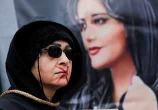 Ιράν: Κρύβοντας ακτιβιστές σε κοινή θέα – Το δίκτυο των πολιτών που προστατεύει τους διαδηλωτές