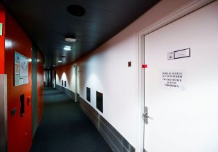 Qatargate: Τριγμοί, αγωνίες και… μηχανορραφίες στις Βρυξέλλες γύρω από το σκάνδαλο διαφθοράς