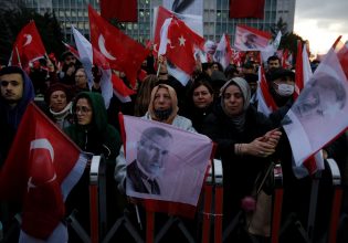 Τουρκία: Χιλιάδες στους δρόμους ενάντια στην καταδίκη του Εκρέμ Ιμάμογλου