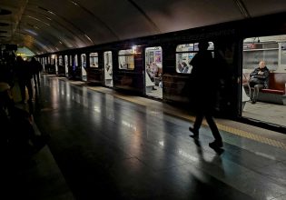 Ουκρανία: Παραλύει το μετρό του Κιέβου λόγω διακοπών ρεύματος – Μεγάλες ζημιές στο ενεργειακό δίκτυο