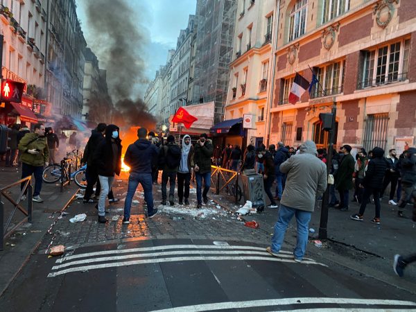 Παρίσι: Κουρδική οργάνωση «δείχνει» την Τουρκία πίσω από την επίθεση του ενόπλου