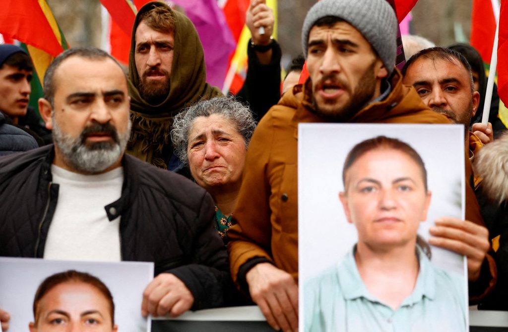 Παρίσι: Σε ψυχιατρική κλινική ο μακελάρης που σκότωσε τρεις Κούρδους