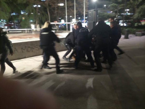 Λάρισα: Είχε προσπαθήσει να κάψει τη γυναίκα του ο άνδρας που απειλούσε να αυτοπυρποληθεί