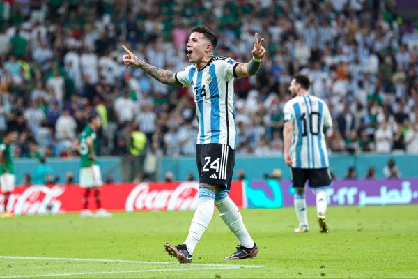 Πυροδοτεί… βόμβα με τον Έντσο Φερνάντες η Λίβερπουλ