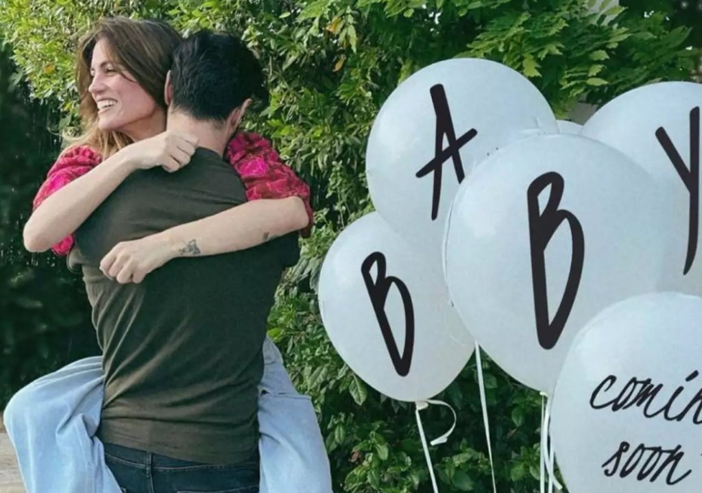 Γέννησε η Μαίρη Συνατσάκη – Αυτό είναι το φύλο του μωρού της με τον Ιάν Στρατή