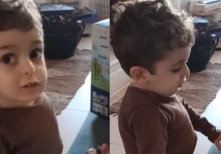 Παναγιώτης – Ραφαήλ: Ο μικρός που είχε συγκινήσει όλη την Ελλάδα εύχεται «Καλά Χριστούγεννα» και συγκινεί