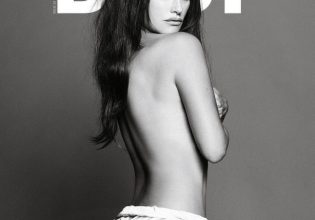 Πενέλοπε Κρουζ: Πιο καυτή από ποτέ στα 48 – Εμφανίστηκε χωρίς σουτιέν