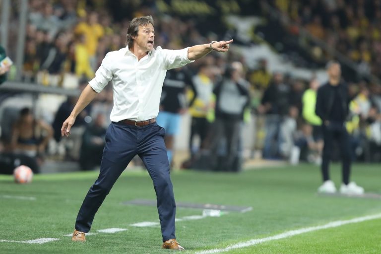 Αλμέιδα: «Φεύγω ήδη να πάω να υπογράψω»