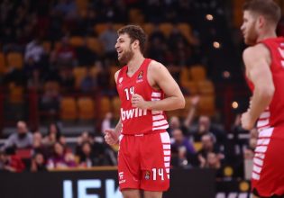 Απίστευτος Βεζένκοφ, απίστευτος Ολυμπιακός: 31 πόντοι στην πρώτη περίοδο, στους 11 η Φενέρ (vids)