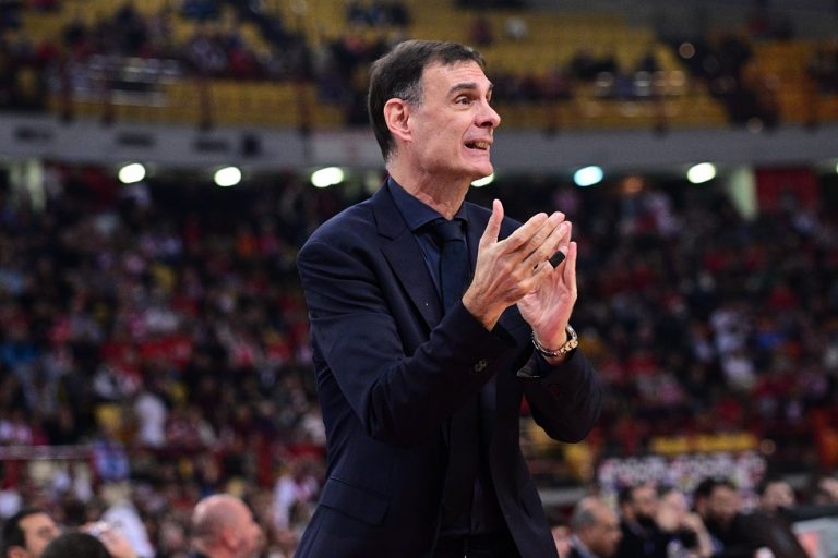 Μπαρτζώκας: «Μοναδική εμφάνιση στο πρώτο ημίχρονο, κάθε παίκτης μας είναι σημαντικός»