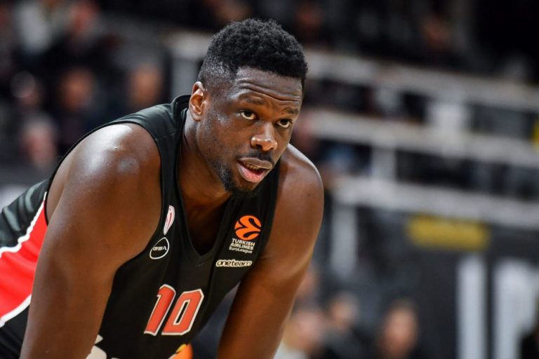 Ολυμπιακός: Καλά νέα για Λαρεντζάκη, δεν προπονήθηκε ο Φαλ