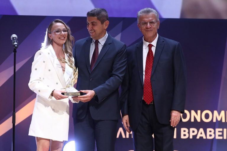 Βραβία ΠΣΑΤ: Κορυφαία αθλήτρια η Αντιγόνη Ντρισμπιώτη