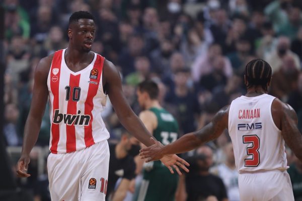 Του έχει πάρει τον αέρα: Στο 10-0 το εντυπωσιακό σερί του Ολυμπιακού επί του Παναθηναϊκού (vids)