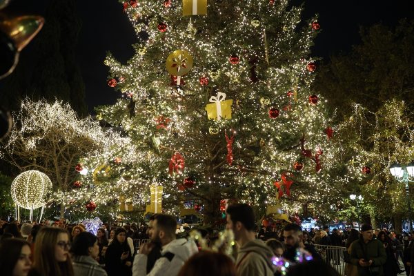 Χριστούγεννα: Τι καιρό θα κάνει – Η μεγάλη διχογνωμία των μετεωρολόγων