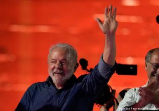 Βραζιλία: Ορκίζεται νέος πρόεδρος ο Λούλα