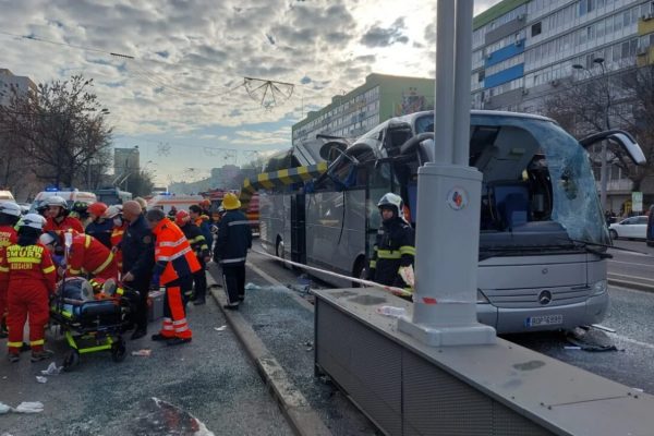 Ρουμανία: Τροχαίο με λεωφορείο με 47 Έλληνες – Ένας νεκρός και 22 τραυματίες [Εικόνες & βίντεο]