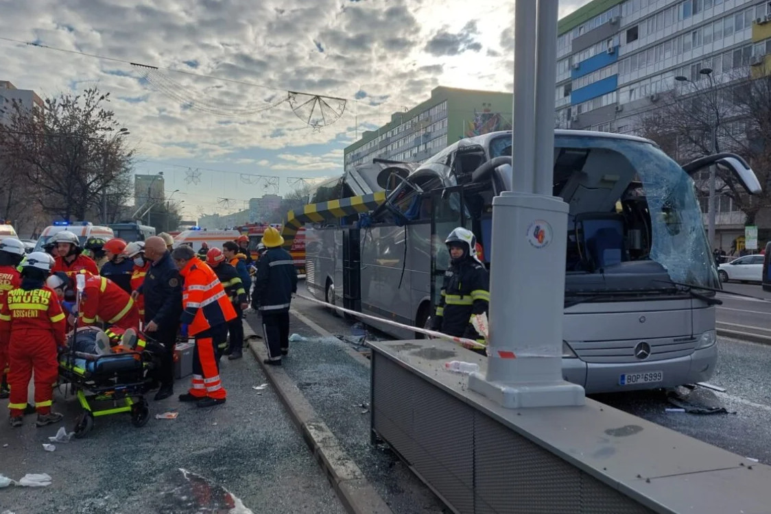Ρουμανία: Τροχαίο με λεωφορείο με 47 Έλληνες - Ένας νεκρός και 22 τραυματίες [Εικόνες & βίντεο]