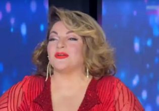 Βίκυ Σταυροπούλου: «Ποια είμαι εγώ που θα σας κρίνω; Μία απλή απόφοιτη Λυκείου» – Το… όλο νόημα σχόλιο on air