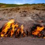 Αζερμπαϊτζάν: Η φωτιά που καίει 4.000 χρόνια – Δεν τη σβήνει ούτε η βροχή