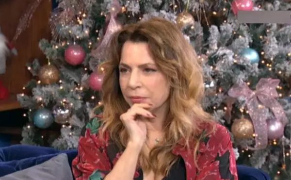 Δήμητρα Παπαδοπούλου: «Αν δεν τον φας στη μάπα αυτόν τον π@π@ρ@» – Απίθανες ατάκες on air