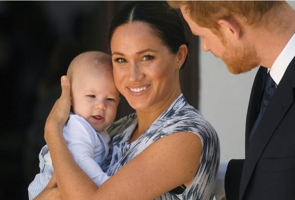 Πρίγκιπας Χάρι και Μέγκαν Μαρκλ: Μίλησαν στο Netflix και έγιναν ανεπιθύμητοι στο παλάτι