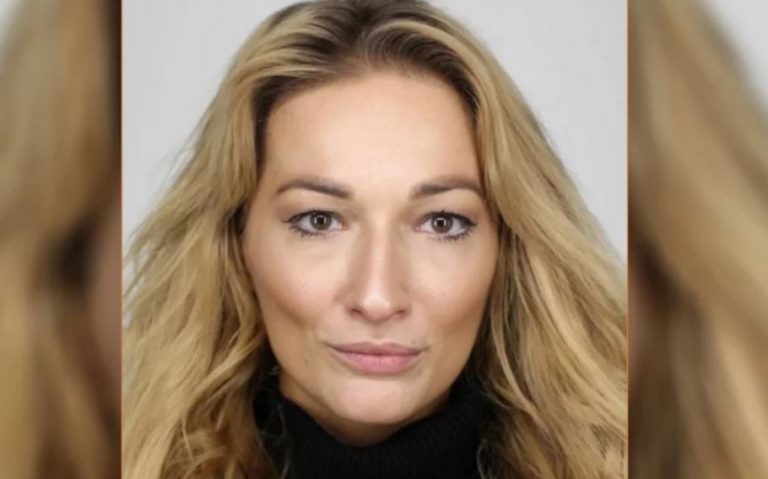 Πάτρα: Έπιασαν την απατεώνισσα με το μαύρο σκυλάκι – Ζούσε στη χλιδή σε ξενοδοχεία και δεν πλήρωνε