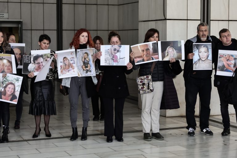 Δίκη για το Μάτι: Συγκλονίζουν οι επιζήσαντες – «Καιγόμουν. Δεν υπήρχε κανένας κοντά μας»