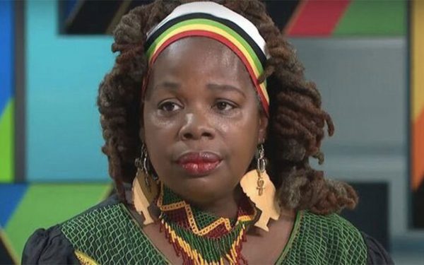 Σάλος με τα ρατσιστικά σχόλια της νονάς του πρίγκιπα Ουίλιαμ – Τι απαντά το Παλάτι