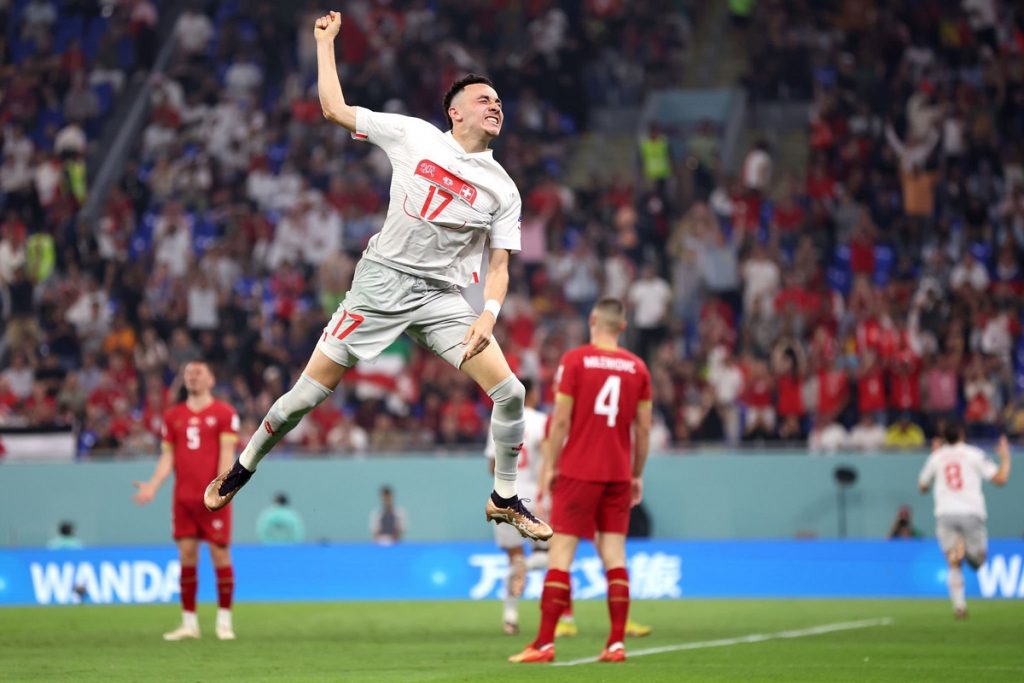 Στους «16» με ανατροπή στην ανατροπή η Ελβετία (2-3) – «Αντίο» με σπουδαία νίκη επί της Βραζιλίας για το Καμερούν (1-0)