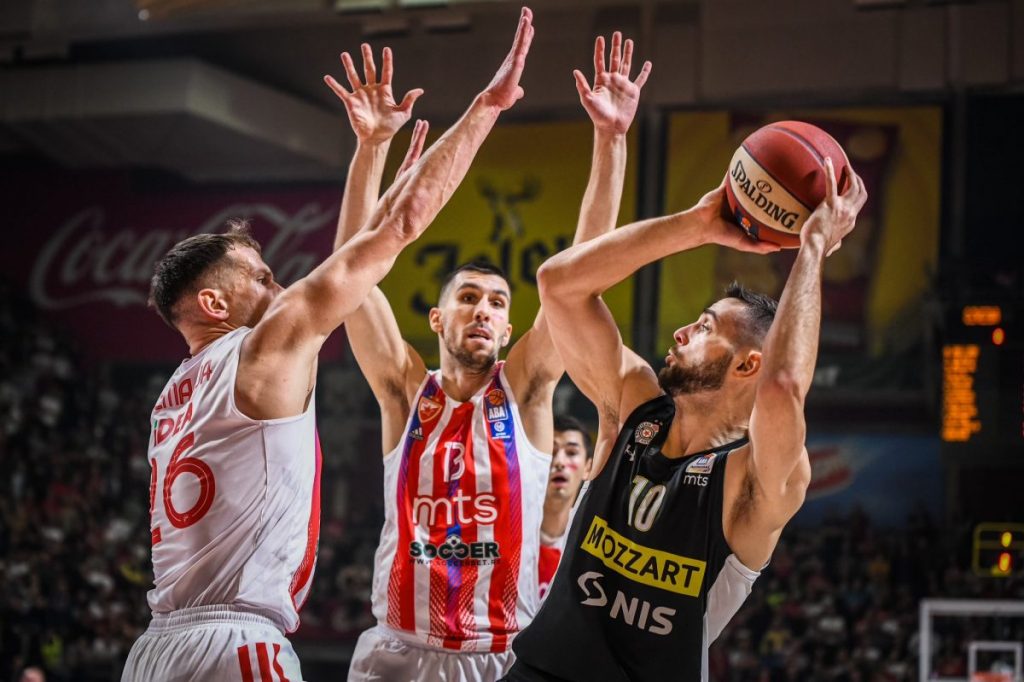 Μπάχαλο… με τα εισιτήρια του ιστορικού αγώνα της Παρτιζάν με τον Ερυρθρό Αστέρα