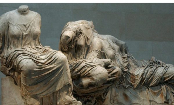 Υπουργός Πολιτισμού Βρετανίας: «Όταν αρχίσεις να δίνεις ένα πίσω, πού τελειώνει αυτό;