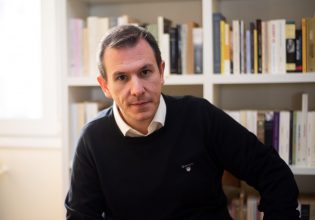 Δουδωνής: «Τι ζητούν όσοι μας επικρίνουν; Μια συμπολιτευόμενη αντιπολίτευση;» 