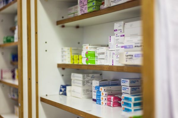 Editorial Ta Nea: Pervasive medicine shortages