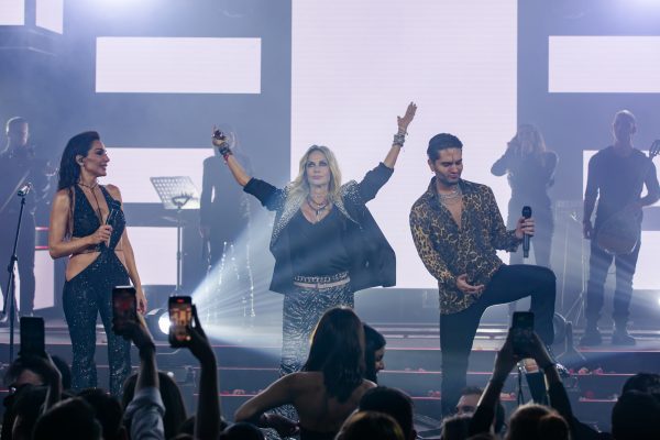 Συνάντηση κορυφής: Χρήστος Μάστορας, Δέσποινα Βανδή και Άννα Βίσση στην ίδια σκηνή [Εικόνες]