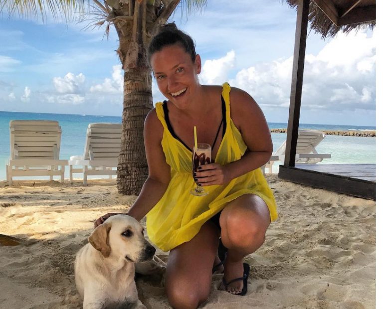 Η αδερφή του Χριστόφορου Παπακαλιάτη είναι μαθηματικός και μητέρα διδύμων