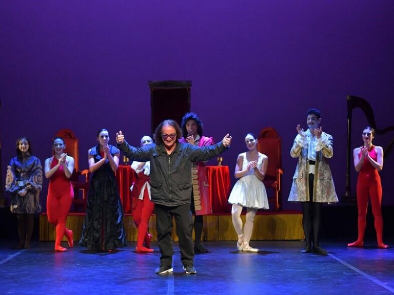 Σ.Ε.Η: Ποια θέση παίρνει για τα ομοφοβικά σχόλια του καλλιτεχνικού διευθυντή του ΔΗ.ΠΕ.ΘΕ Πάτρας