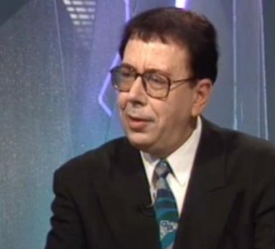 Λεωνίδας Μαλένης: Πέθανε ο δημοσιογράφος, στιχουργός και λογοτέχνης