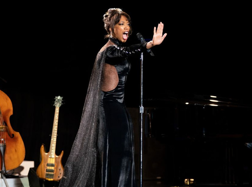 Whitney Houston I Wanna Dance with Somebody: Η πολυαναμενόμενη ταινία βγαίνει στις αίθουσες πριν λήξει ο χρόνος