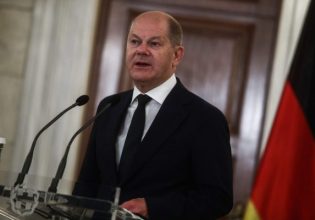 Σολτς: Να μην διαιρέσουμε τον κόσμο σε συνασπισμούς όπως στον Ψυχρό Πόλεμο