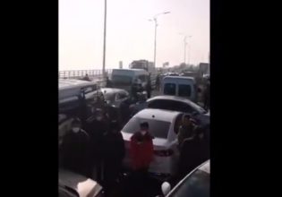 Κίνα: Καραμπόλα με εκατοντάδες αυτοκίνητα σε γέφυρα λόγω ομίχλης