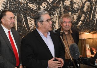 ΚΚΕ: Κάλαντα στον Δημήτρη Κουτσούμπα από την Πανηπειρωτική Συνομοσπονδία Ελλάδας