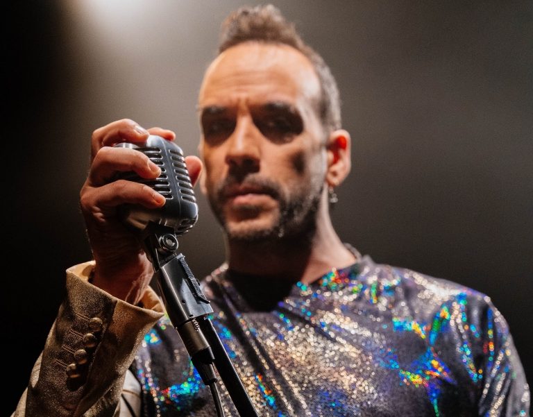 Η «Χριστουγεννιάτικη ιστορία» του Κάρολου Ντίκενς, ροκ μιούζικαλ στο Μέγαρο Μουσικής Αθηνών