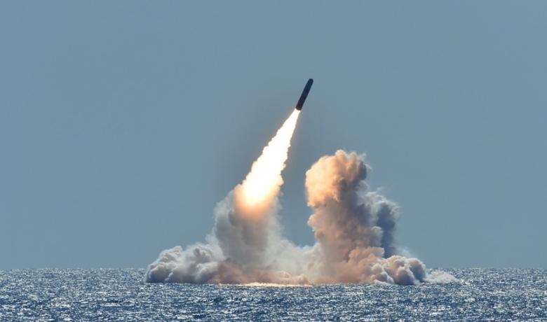 ΗΠΑ και Ρωσία παίζουν με τον πυρηνικό εφιάλτη γύρω από την Ουκρανία