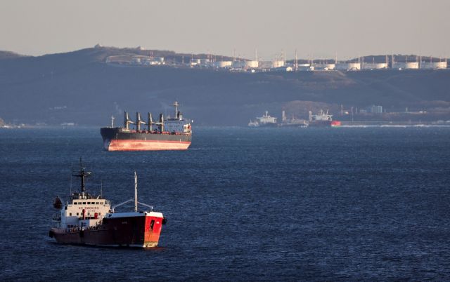 Τουρκία: «Συνωστισμός» τάνκερ μετά το πλαφόν στο ρωσικό πετρέλαιο
