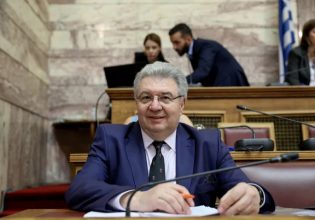 Γιάννης Χρυσουλάκης στο in: Η αξία του Ιστορικού Αρχείου και η ελληνική γλώσσα 